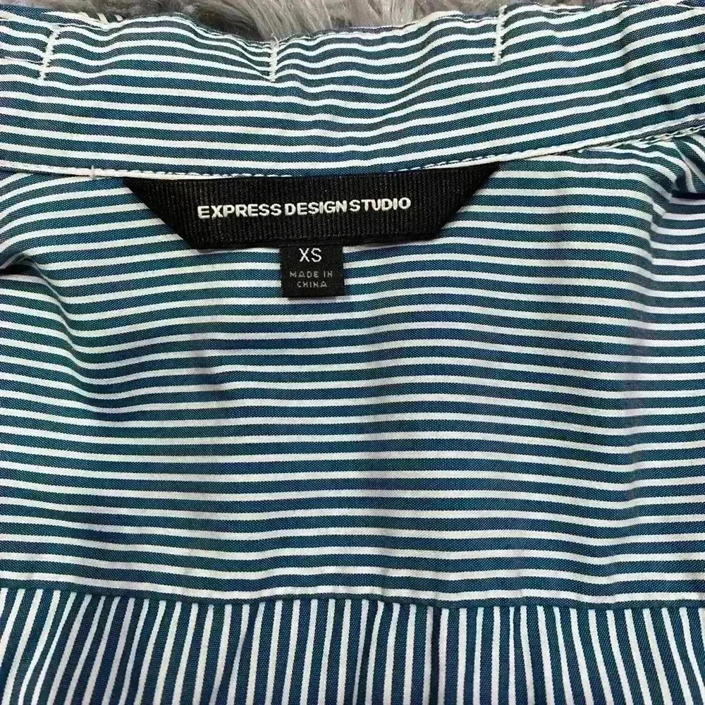 Express Design Studio Womens Size XS Blue‎ & White Striped Ruffled Blouse - Picture 9 of 9
